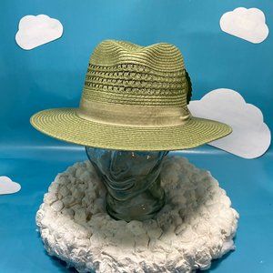 Green Straw Rancher Excellent Condition